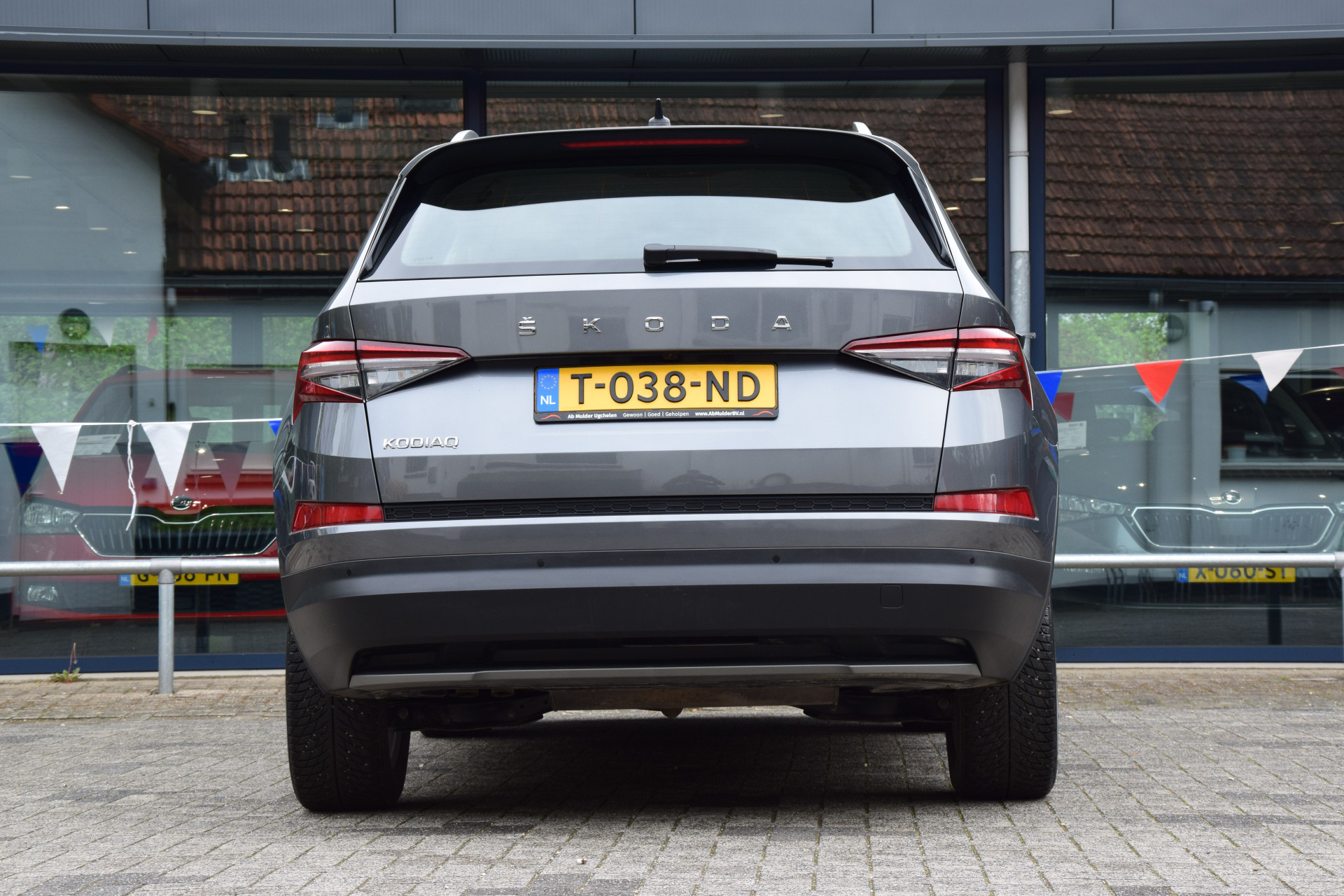 Skoda Kodiaq 1.5 TSI 150PK Business Edition 7p / 7 persoons | Incl. BOVAG Garantie | Org. NL | Trekhaak | Apple CarPlay | Lederen Bekleding  | Achteruitrijcamera | Virtual Cockpit | Full LED | afbeelding 11