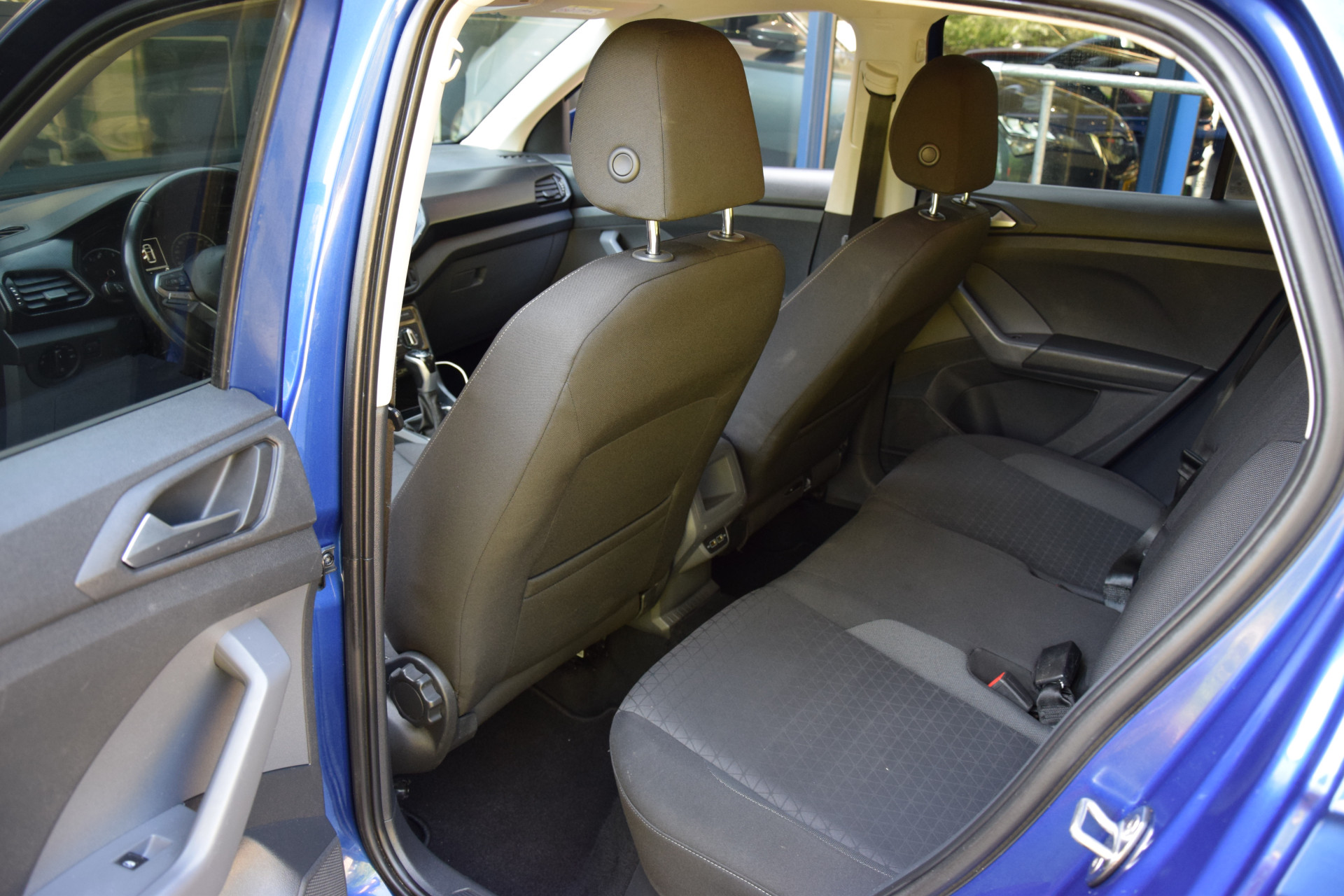 Volkswagen T-Cross 1.0 TSI 116PK Life DSG Automaat | Rijklaar incl. BOVAG Garantie | Org. NL | Navigatiesysteem | Parkeersensoren | Adaptive cruise control | PDC Voor&Achter | Carplay | Navigatie | afbeelding 7