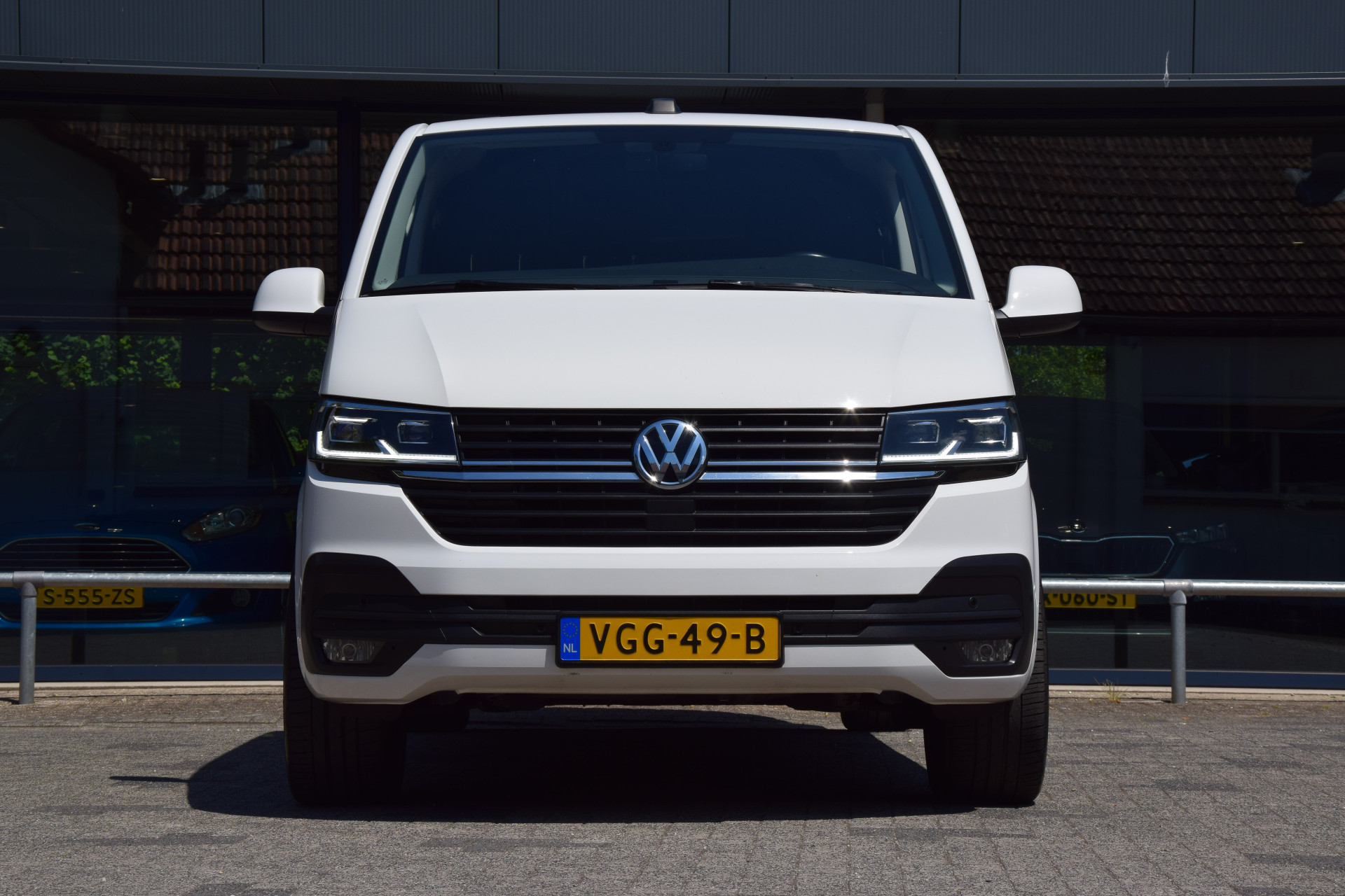 Volkswagen Transporter 2.0 TDI L2H1 Highline DSG Automaat 3-zits (3 persoons) | Org. NL | BPM Vrij | Trekhaak | LED | Adaptive Cruise Control | PDC V+A incl. Camera | Voorruit verwarming | DAB+ | Lichtmetalen velgen 19" | afbeelding 11