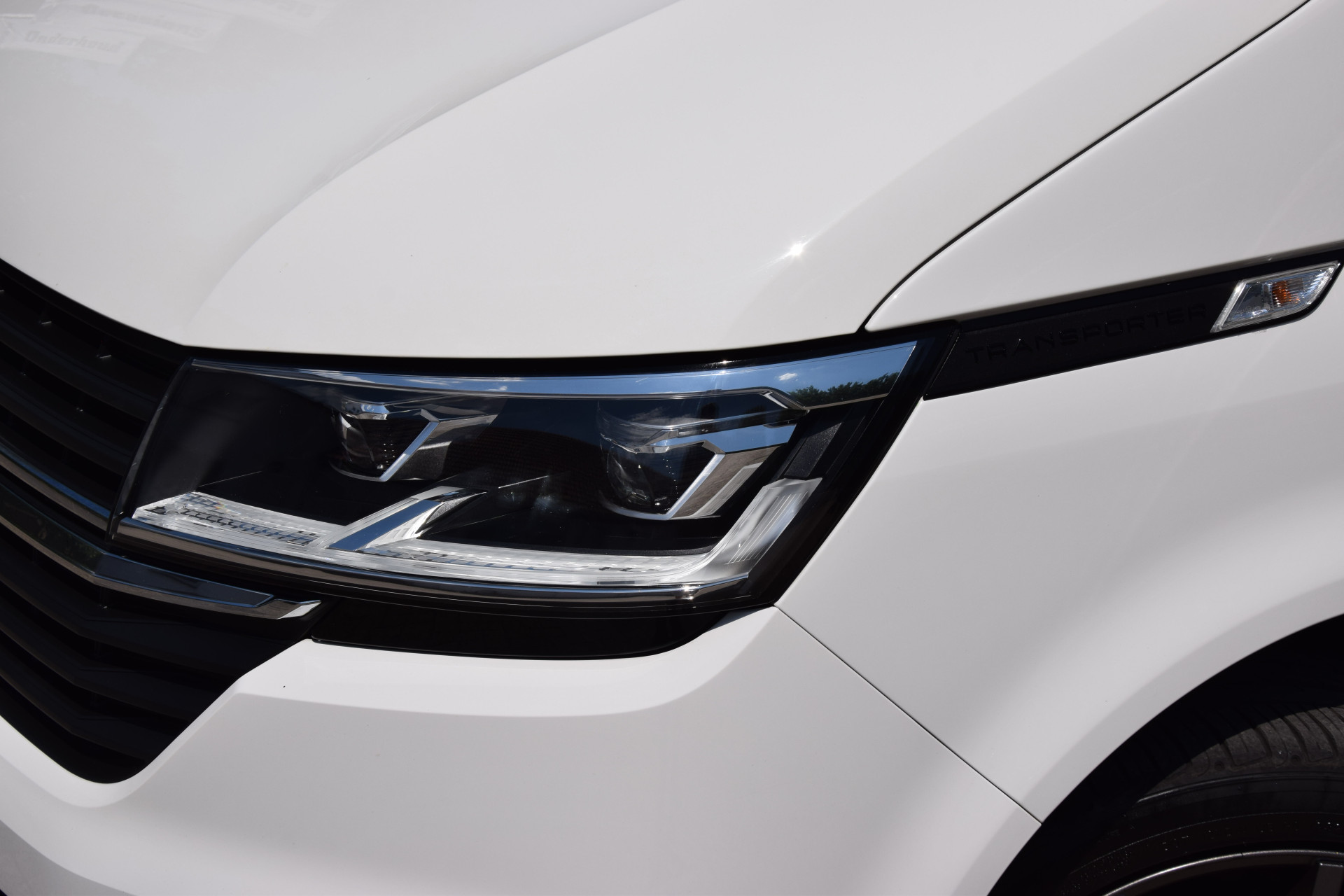 Volkswagen Transporter 2.0 TDI L2H1 Highline DSG Automaat 3-zits (3 persoons) | Org. NL | BPM Vrij | Trekhaak | LED | Adaptive Cruise Control | PDC V+A incl. Camera | Voorruit verwarming | DAB+ | Lichtmetalen velgen 19" | afbeelding 26
