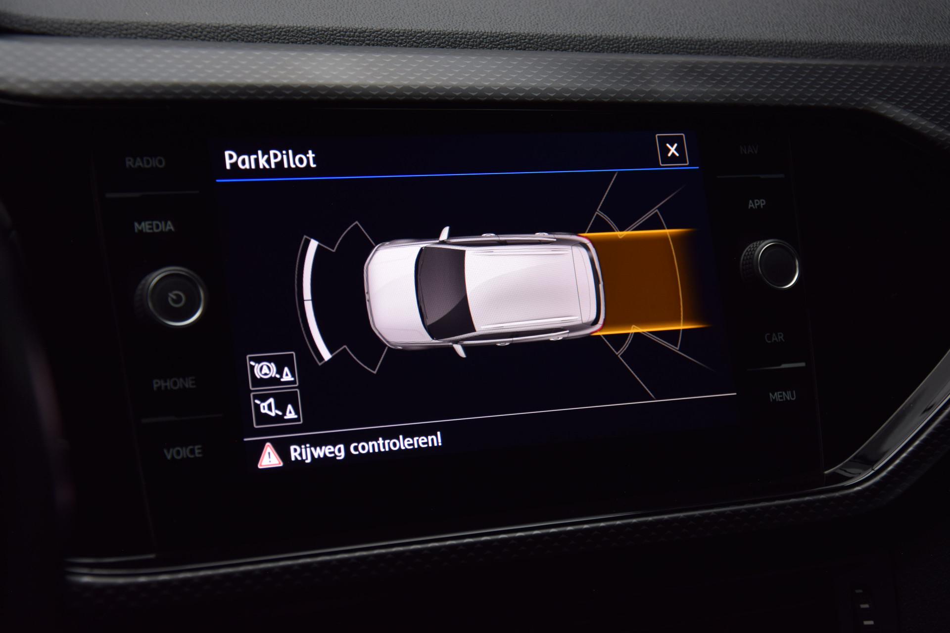 Volkswagen T-Cross 1.0 TSI 96PK Life Business | Org. NL | BOVAG Garantie | Automatische Airco | Adaptive Cruise Control | Parkeersensoren V&A | Navigatie | afbeelding 19