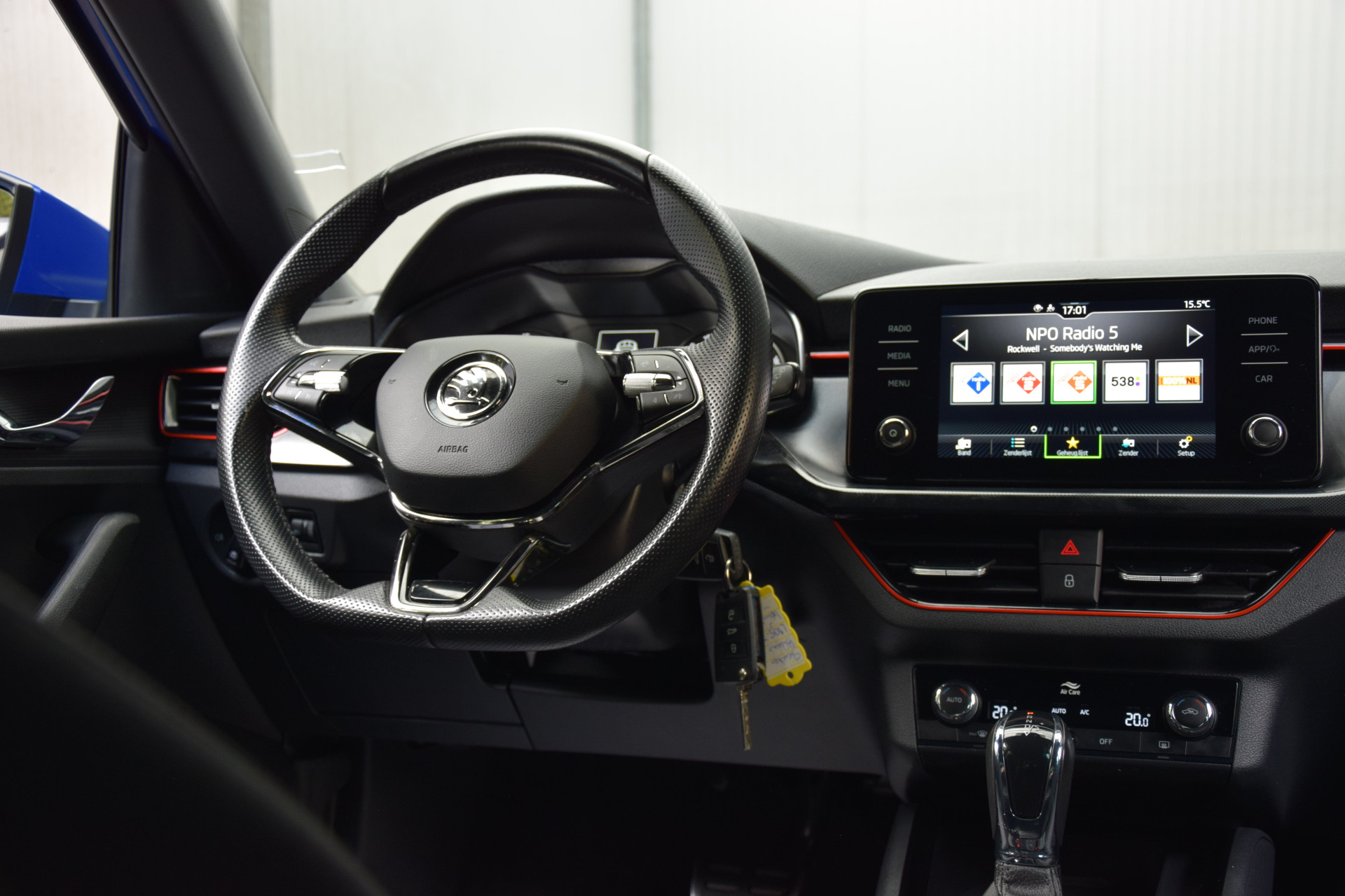 Skoda Kamiq 1.0 TSI 110PK Sport Business DSG Automaat | Orgineel NL | BOVAG Garantie |  Apple Carplay/Android Auto | Cruise Control | Climatronic | Automatisch dimmende binnenspiegel | Parkeersensoren achter | afbeelding 12