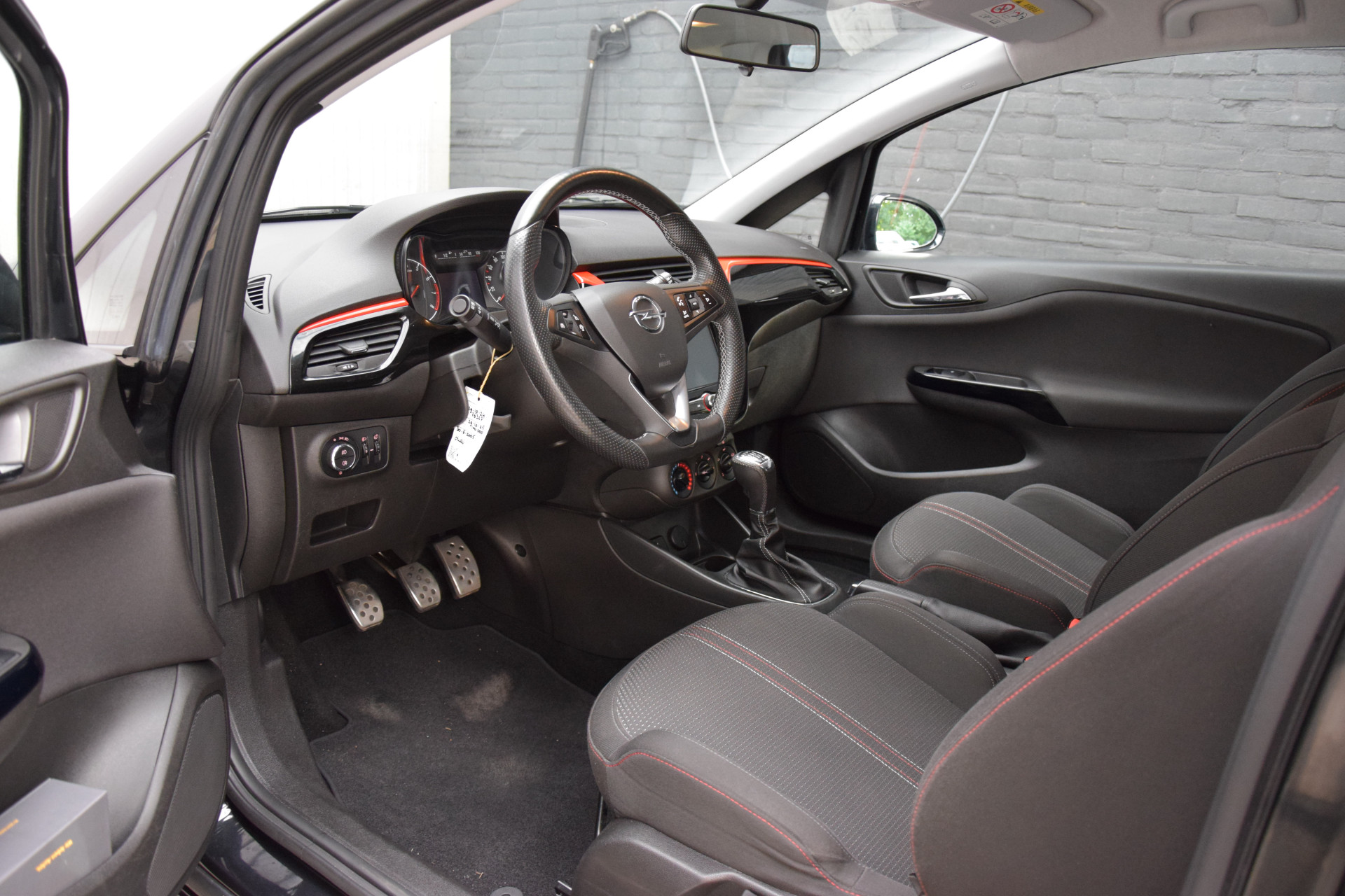Opel Corsa 1.0 Turbo Edition | Org. NL | BOVAG Garantie | 1e Eigenaar | Trekhaak | Stoel/Stuur Verwarming | PDC Voor&Achter | Cruise Control | Bluetooth | 16'' Velgen | afbeelding 6