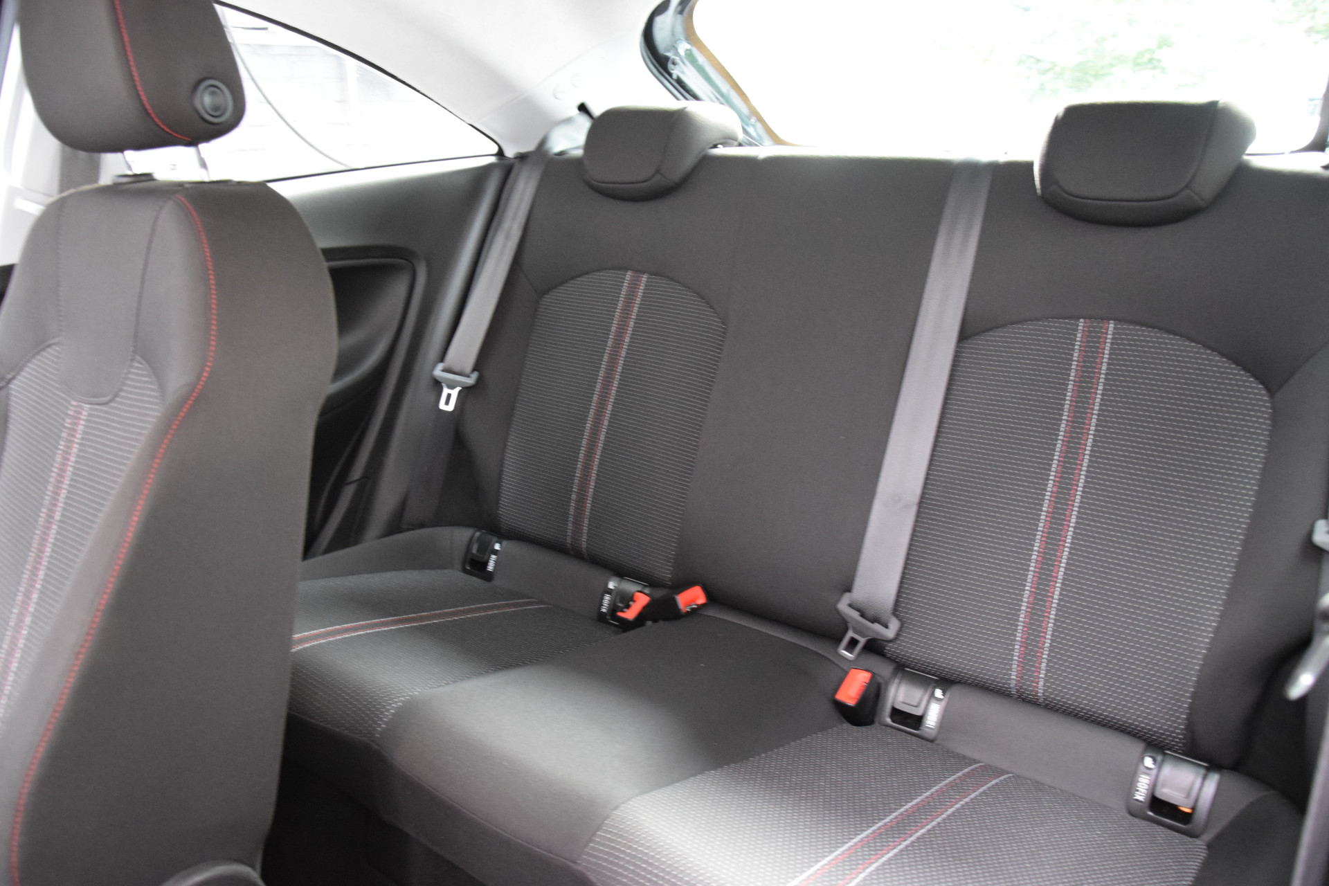 Opel Corsa 1.0 Turbo Edition | Org. NL | BOVAG Garantie | 1e Eigenaar | Trekhaak | Stoel/Stuur Verwarming | PDC Voor&Achter | Cruise Control | Bluetooth | 16'' Velgen | afbeelding 9