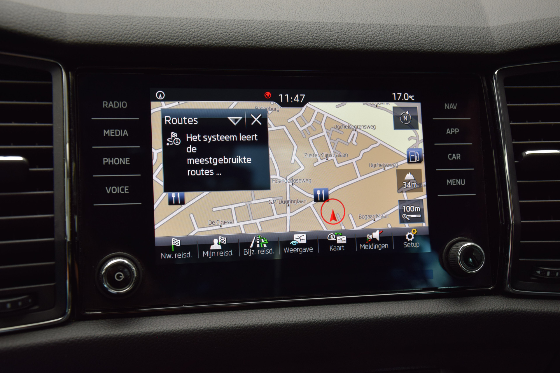 Skoda Kodiaq 1.5 TSI 150PK Business Edition DSG Automaat | Org. NL | BOVAG Garantie | Trekhaak | Adaptive Cruise | Elektrische Kofferklep | Camera | Full LED | Half Leder | Stoelverwarming | afbeelding 25